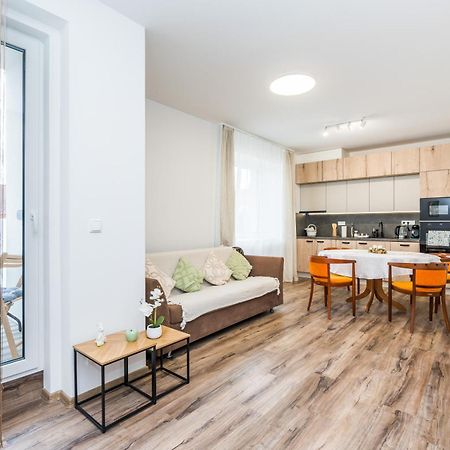 Perla Hradce 103 Apartment Hradec Králové Exterior foto
