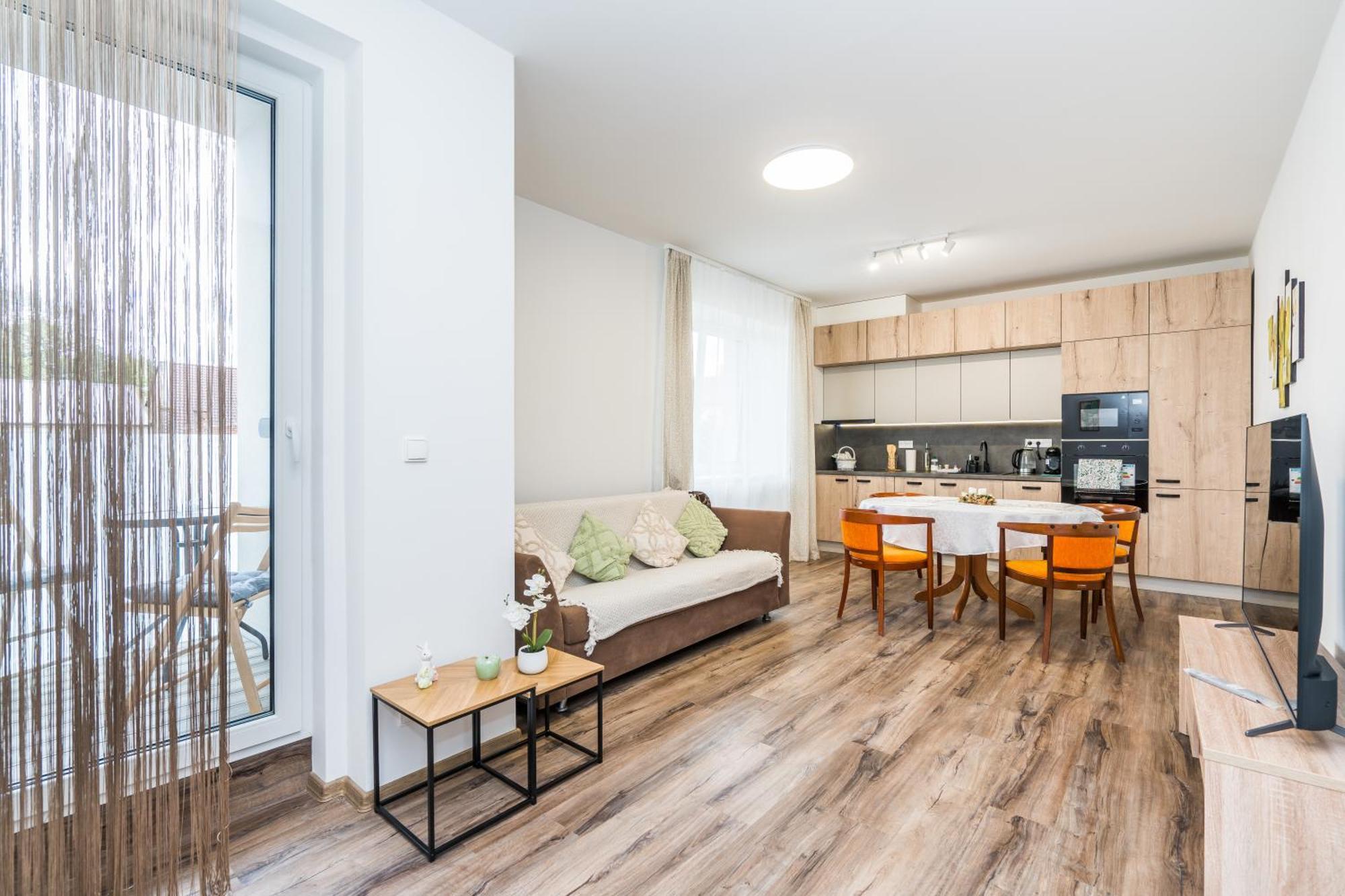 Perla Hradce 103 Apartment Hradec Králové Exterior foto