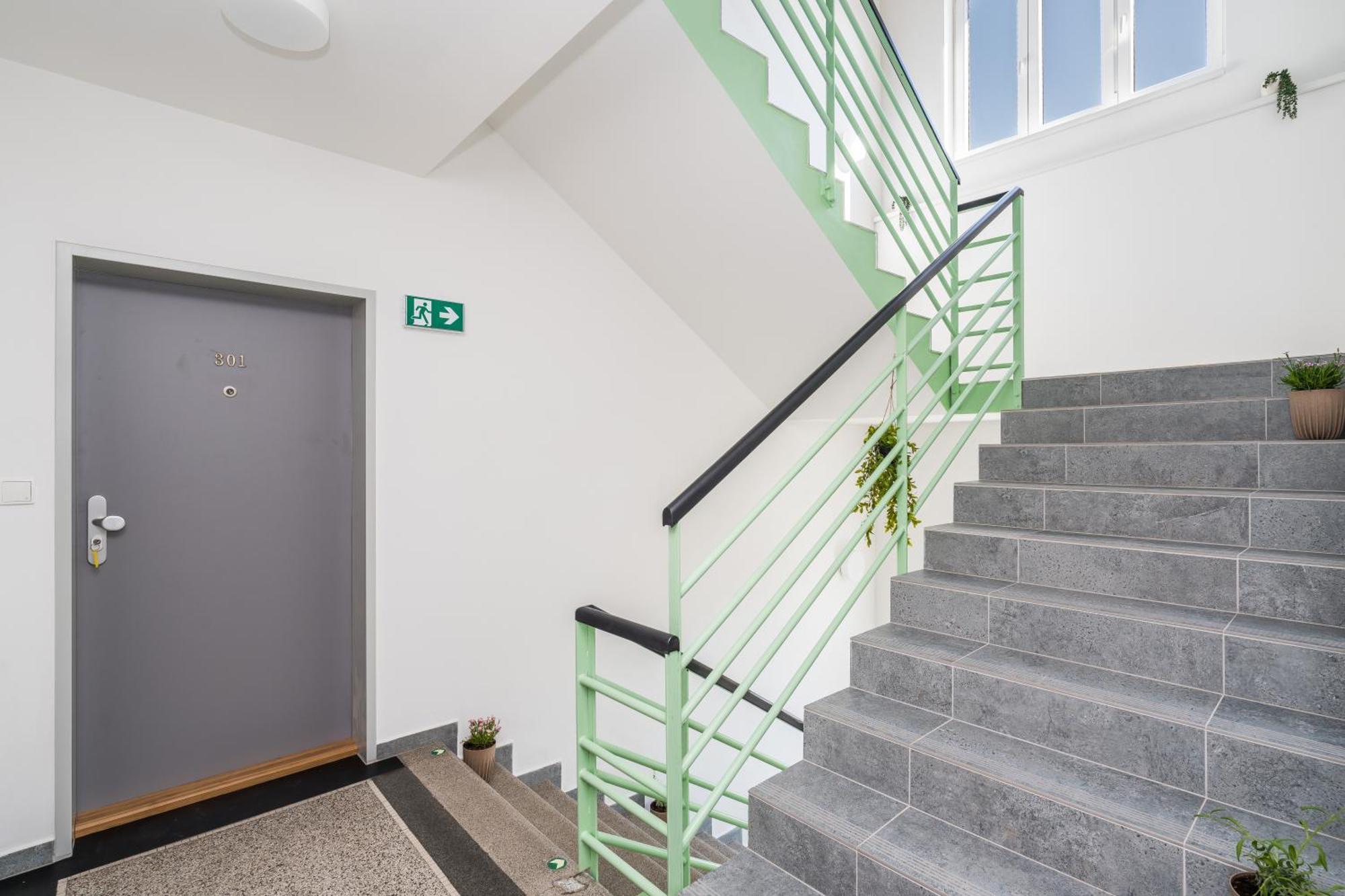 Perla Hradce 103 Apartment Hradec Králové Exterior foto